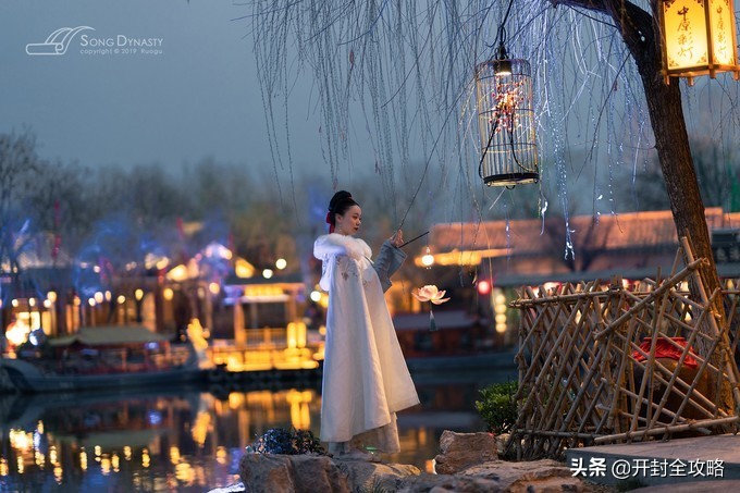 【一画一书览清园】千年汴京城里，做一场灯火阑珊的东京华梦