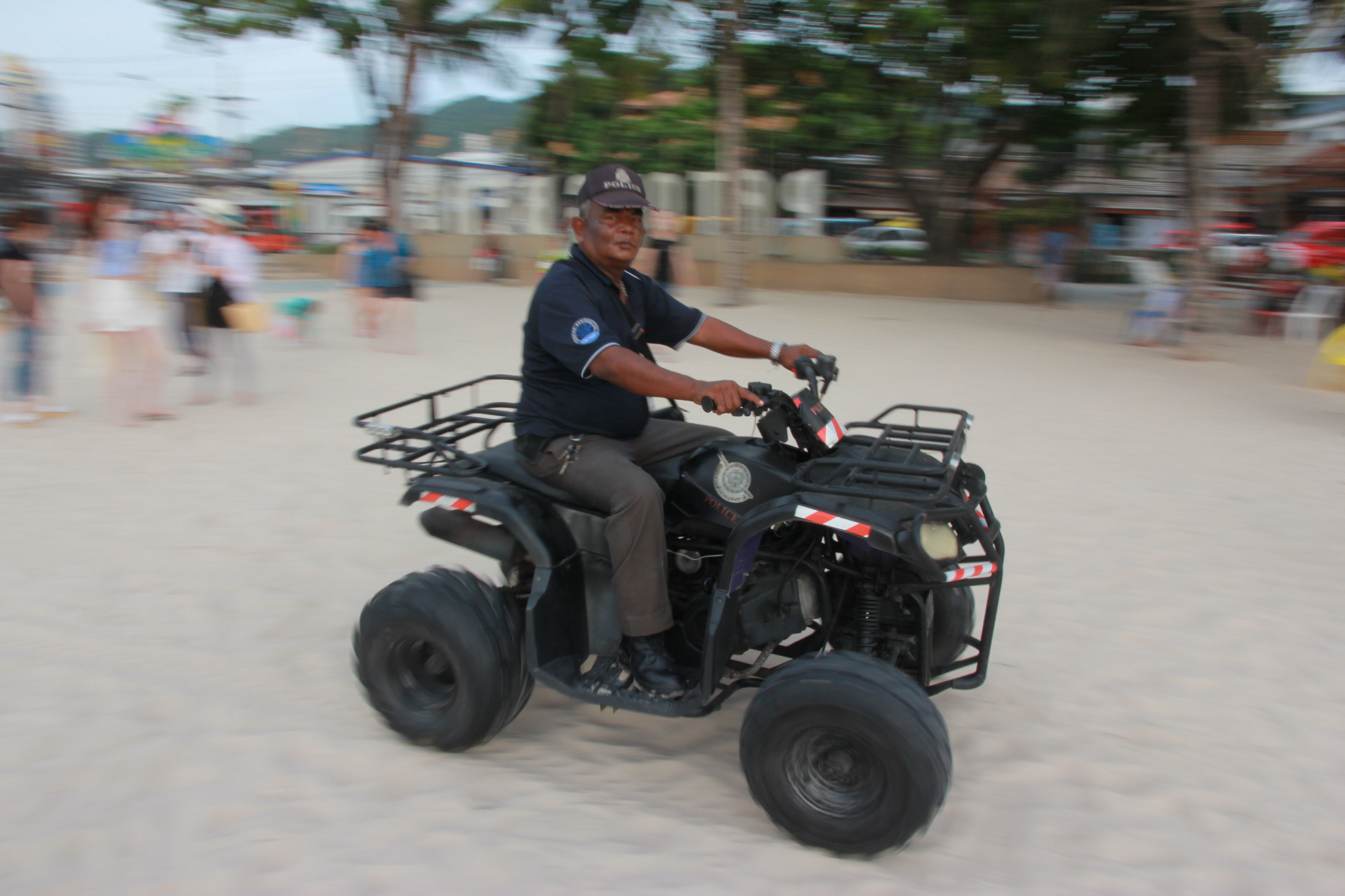 在普吉岛浮潜拍到的美妙海底世界 (普吉岛cape panwa hotel浮潜)