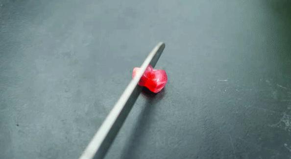 吃石榴不吐皮,吃石榴不吐籽的石榴