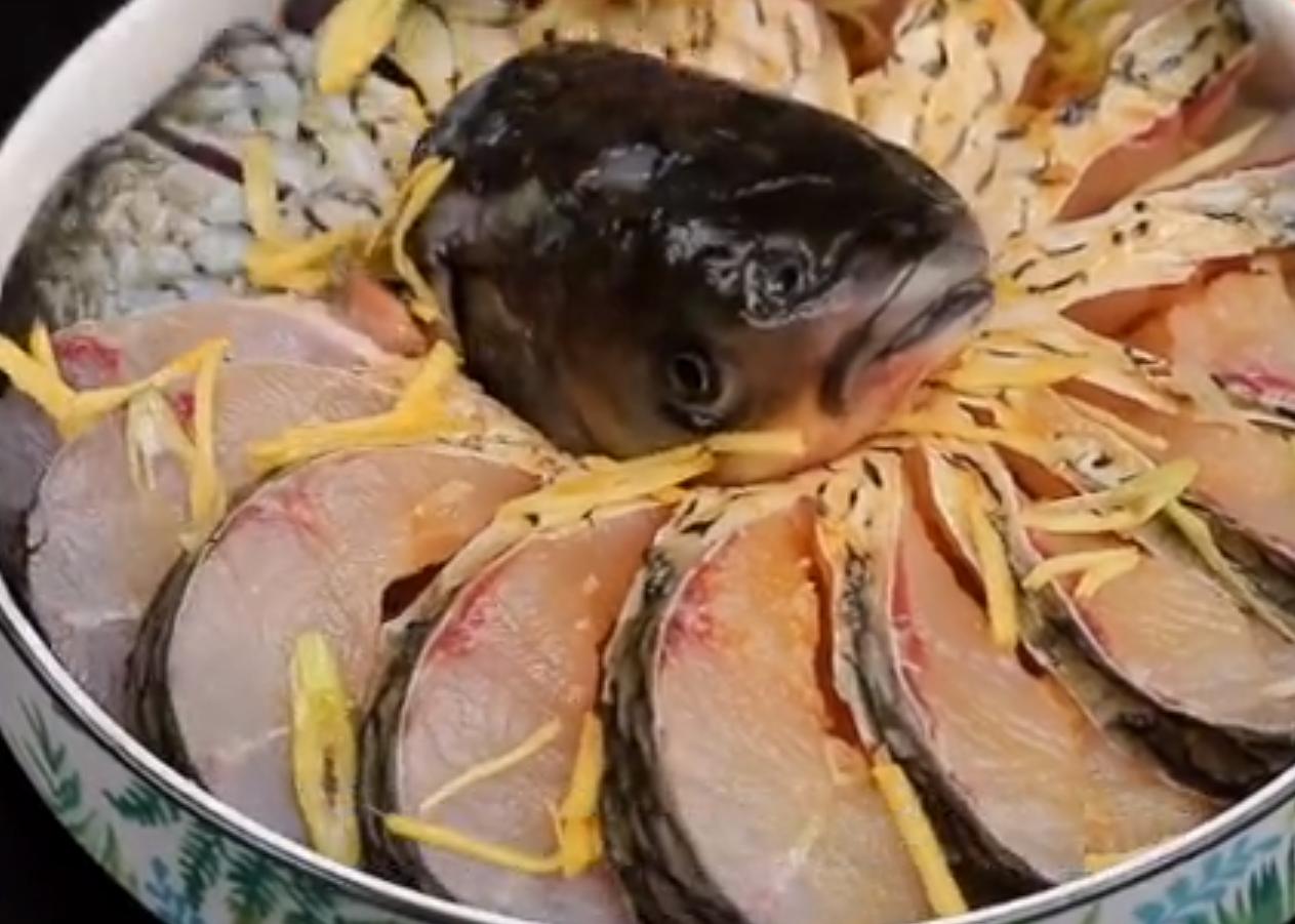 草鱼这样做鲜香入味全家人都爱吃,草鱼这样做鲜香入味非常的下饭