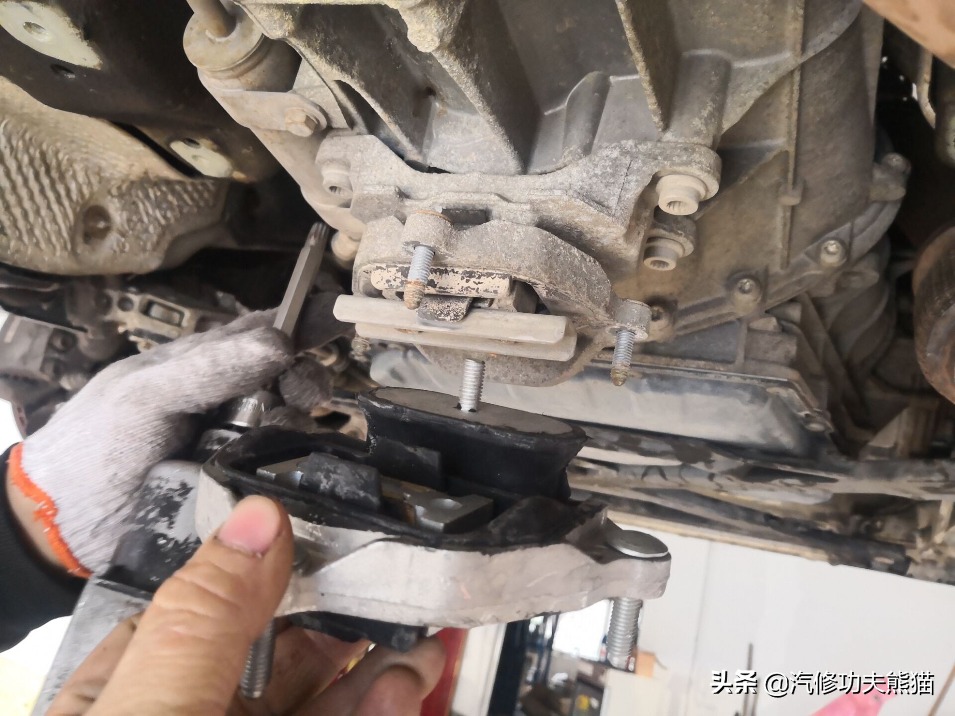 十年的奥迪q5维修,10年奥迪q5烧机油能解决吗