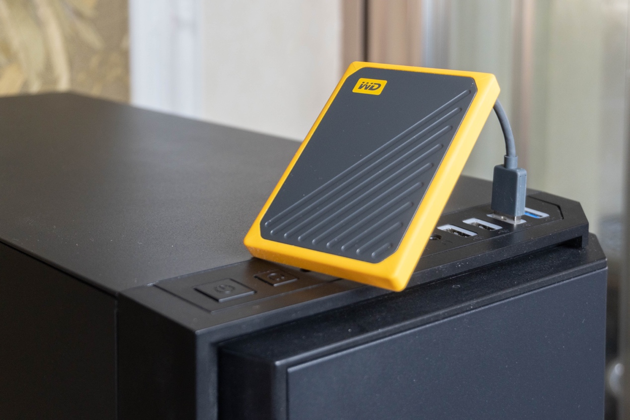 西数mypassport随行版,西数发布全新mypassport固态硬盘