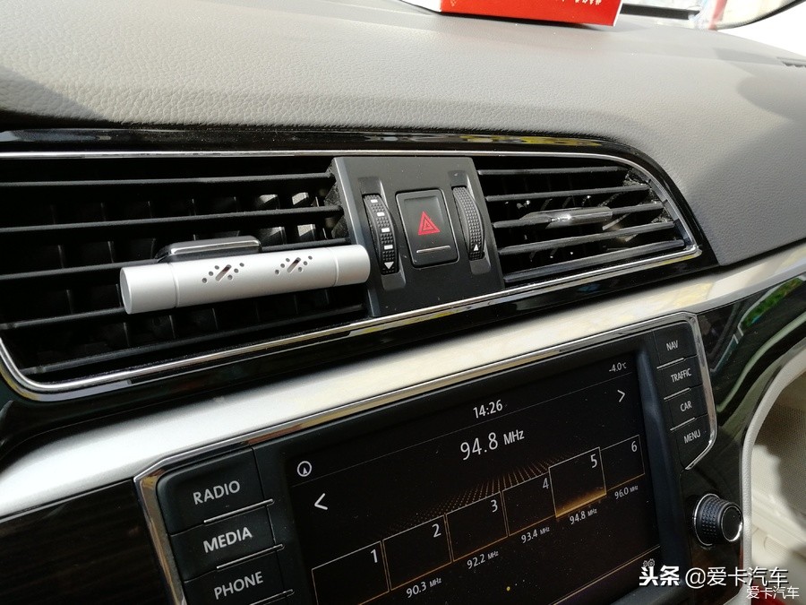 为爱车凌渡交个作业，混迹论坛许久一直没有发发自己的车呢