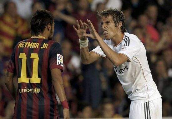 90年代足球凶狠防守,内马尔的防守技巧