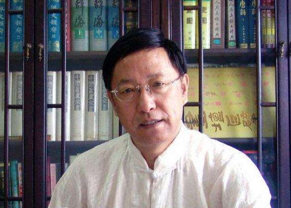 启功的书法与田蕴章的比谁的更好,田蕴章说启功在民国书法家的水平