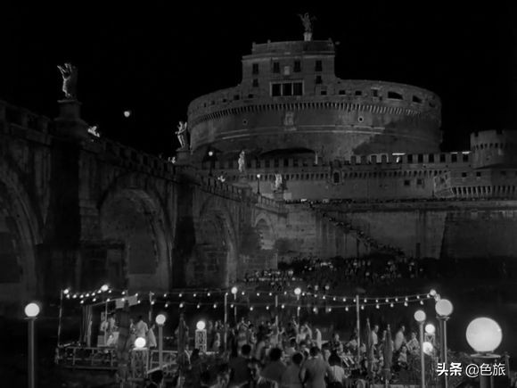 跟随赫本的脚步重温罗马假日,跟着赫本的脚步来到了罗马