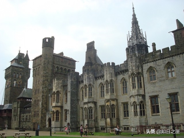 古堡与自然！那些只在电影中出现，你所不知道的多样威尔士