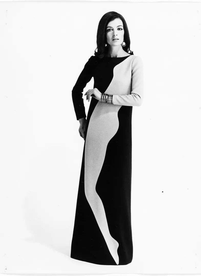 ysl圣罗兰限定典藏版小金条口红色 (ysl圣罗兰百搭口红)