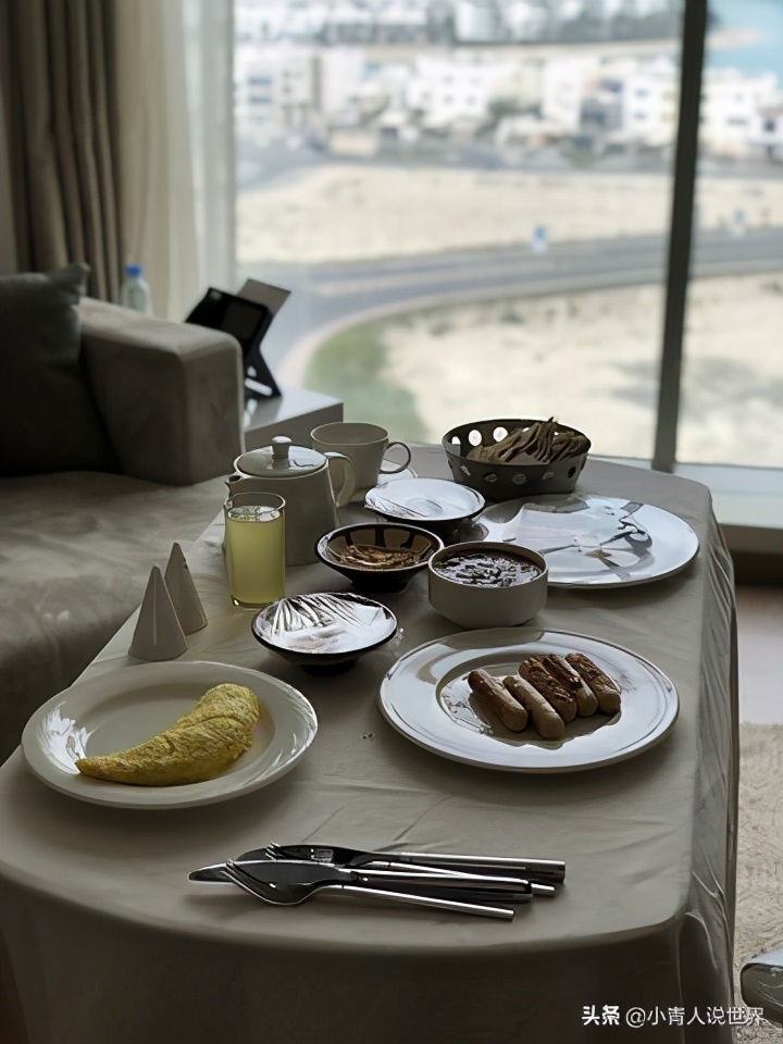 巴林这个国家的经济怎么样,巴林靠什么发展经济