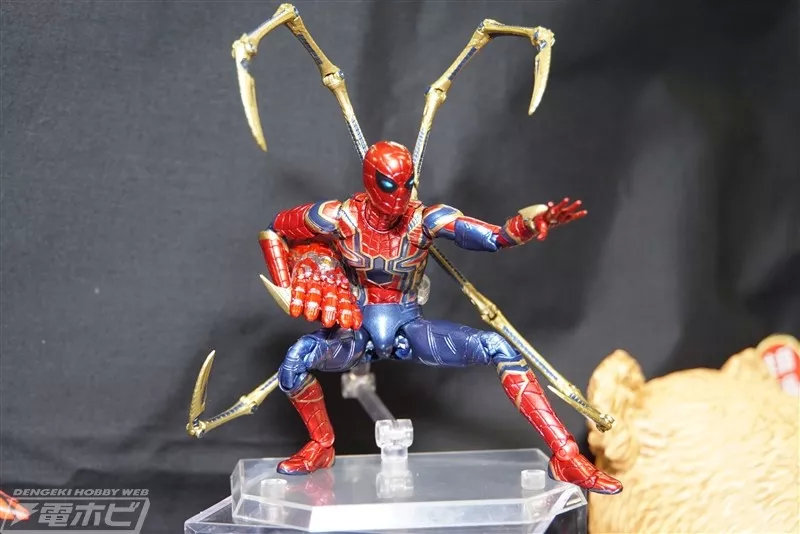 mafex钢铁蜘蛛侠手办测评,mafex蜘蛛侠黑红国产