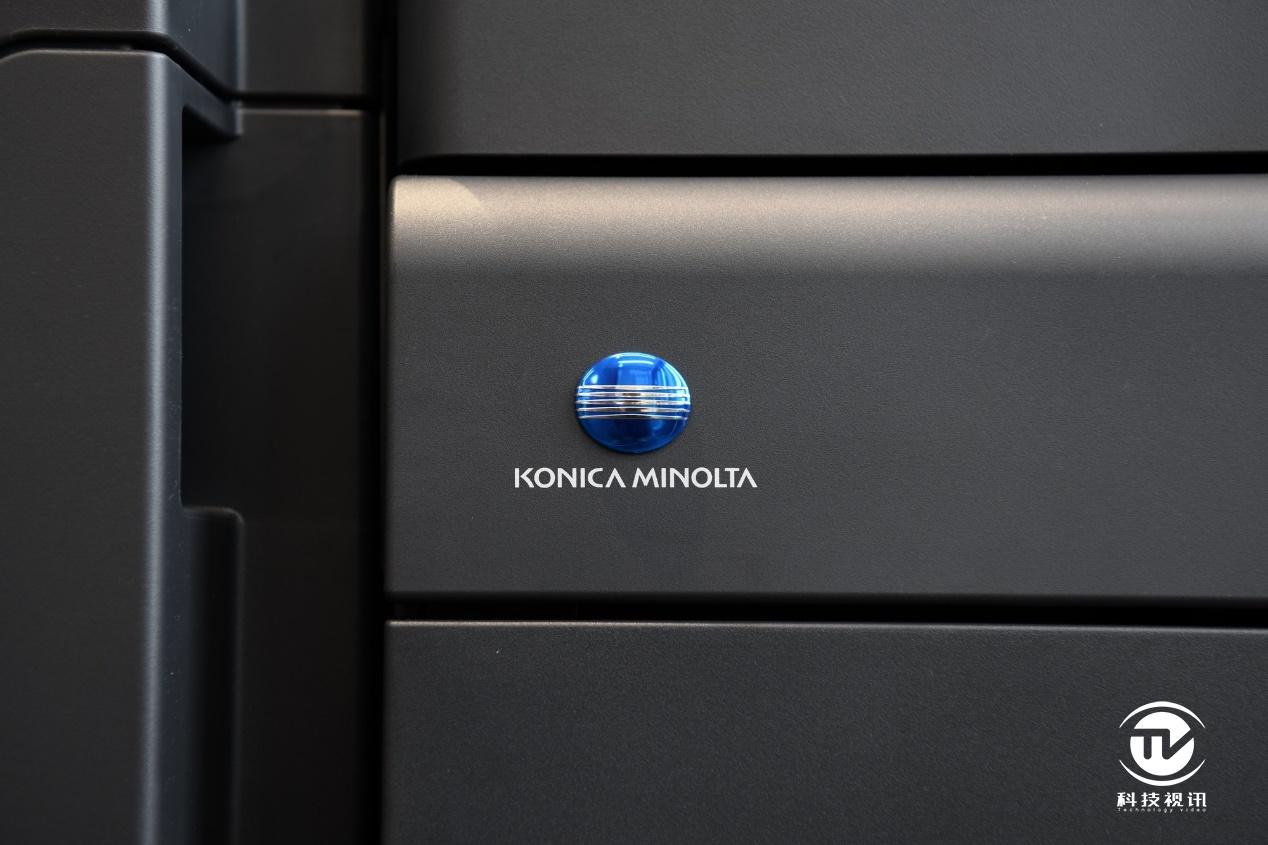 柯尼卡美能达印刷系统开箱,柯尼卡美能达彩印自动装订机