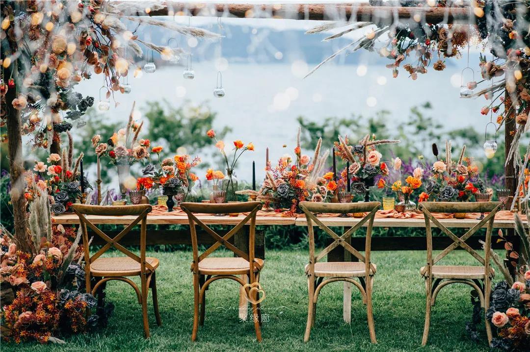 婚礼怎样办省钱,教堂婚礼和酒店婚礼哪个省钱