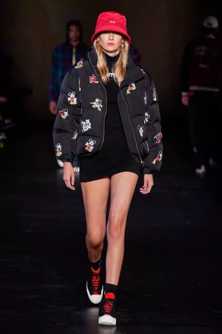 买得贵不如穿得对，潮流联名王KITH谁穿谁美