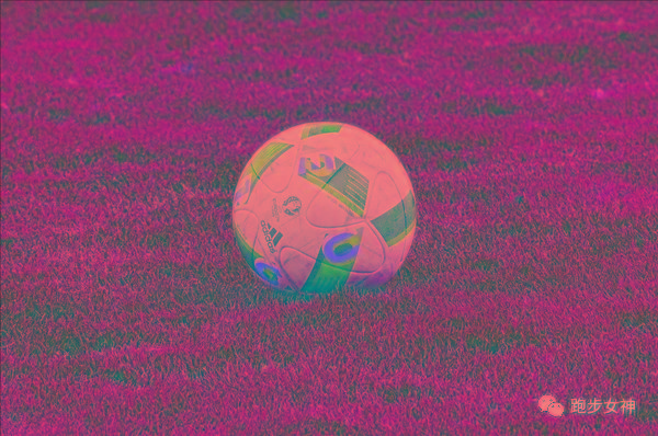 国足400米跑步,国足三千米跑