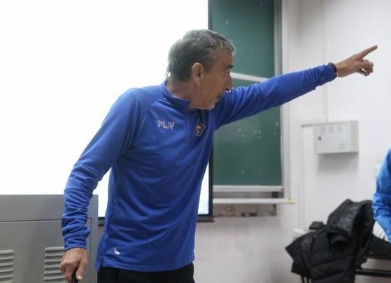 20年前首次踢进世界杯国足,前足球国脚谈中国足球现状