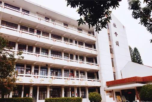 福州市贵族中学,福州高中三年的学费