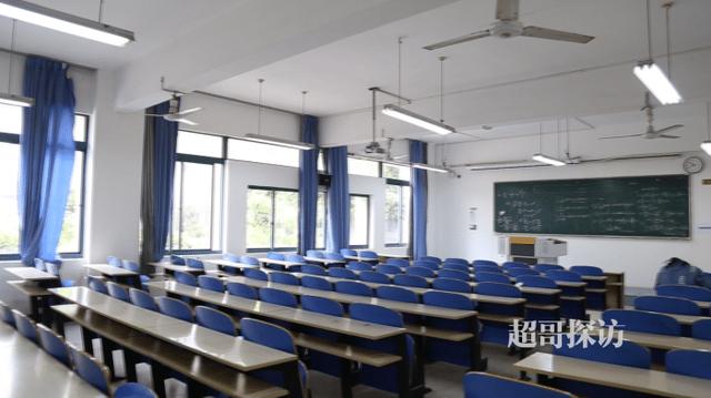 你看这个湖北工业大学，它又大又.......