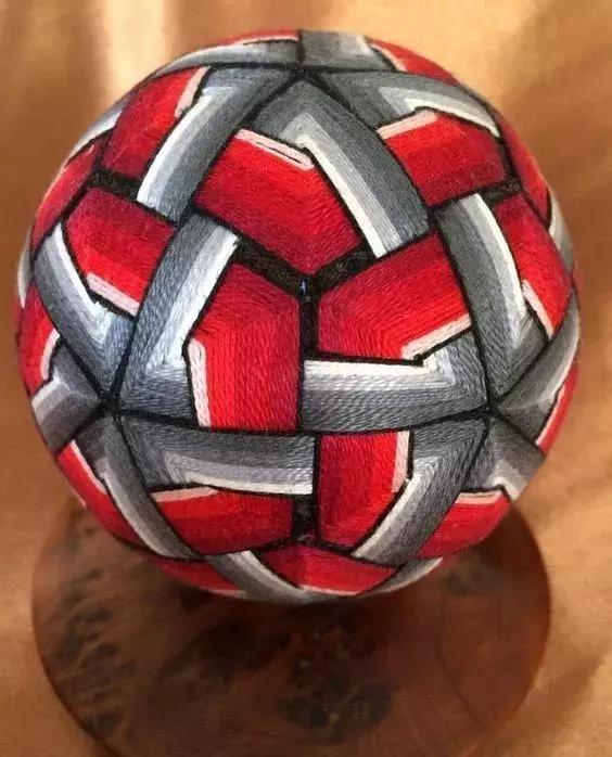 入坑前视频教程,最简单做手鞠球的方法