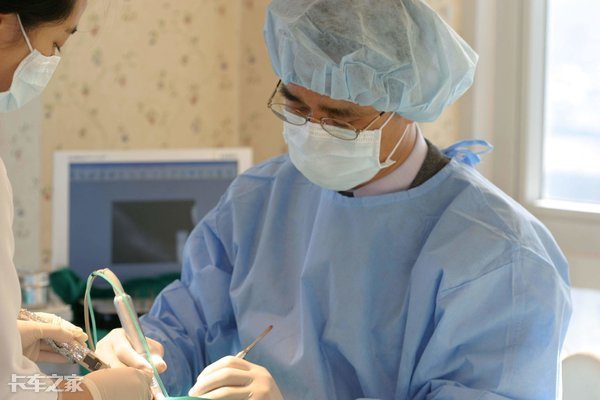 开车吃槟榔真的可以解困吗,开车嚼槟榔能缓解困倦吗