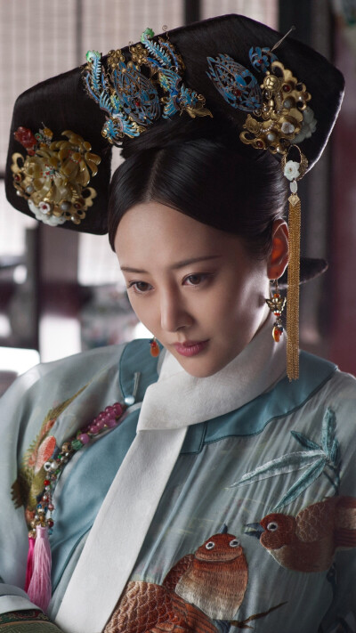 明星撞脸不可怕性别不同就尴尬,意想不到的明星撞脸