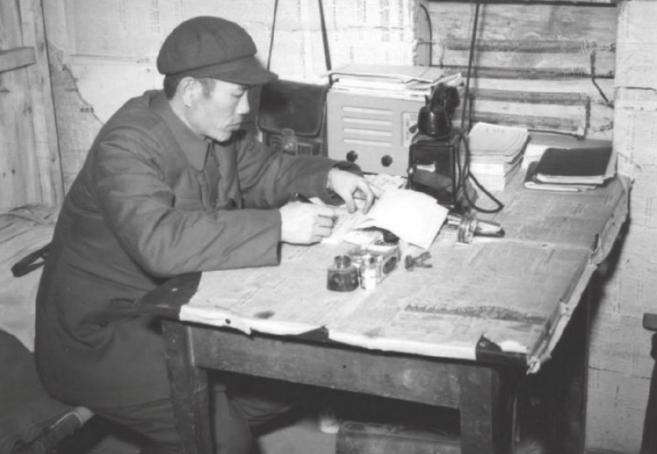 邓华有多厉害？毛主席极力称赞，彭老总：不听邓华言，吃亏在眼前