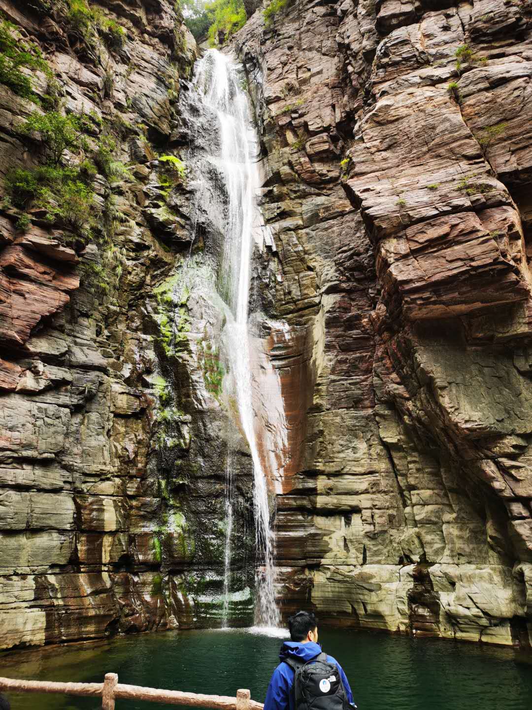打卡新乡万仙山郭亮挂壁公路,郭亮挂壁公路在万仙山景区么