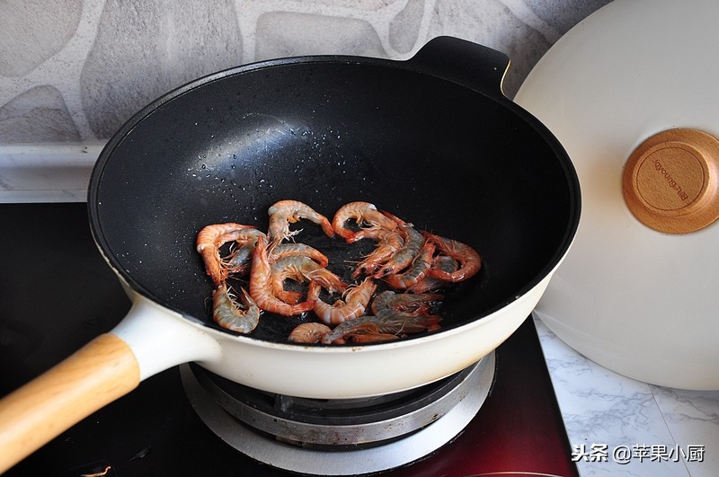 秋冬季虾炒什么好吃,皇帝菜的最佳做法凉拌