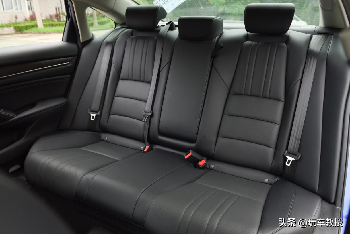 16万左右b级选什么车,近期降价最多值得入手的b级车