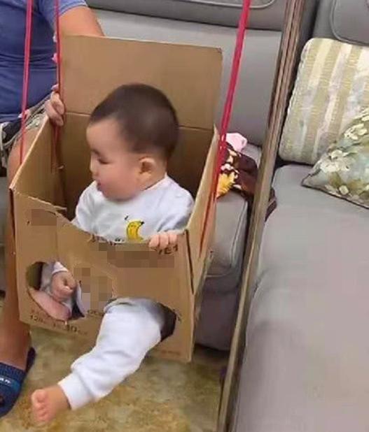 宝爸自制秋千哄娃,宝爸给宝宝做的秋千