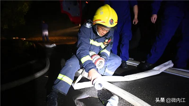 四川内江消防增援震区,成都消防支援西昌森林火灾