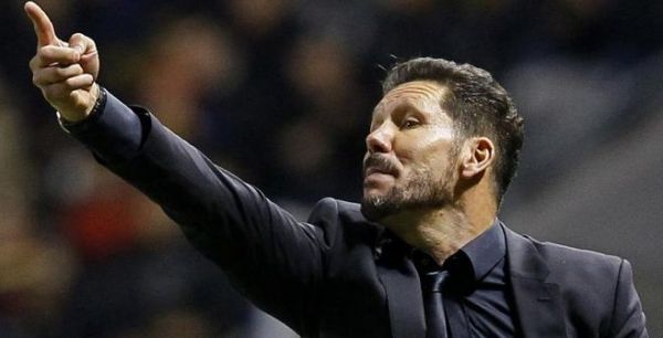 西蒙尼庆祝动作被罚,西蒙尼因不雅手势被罚款