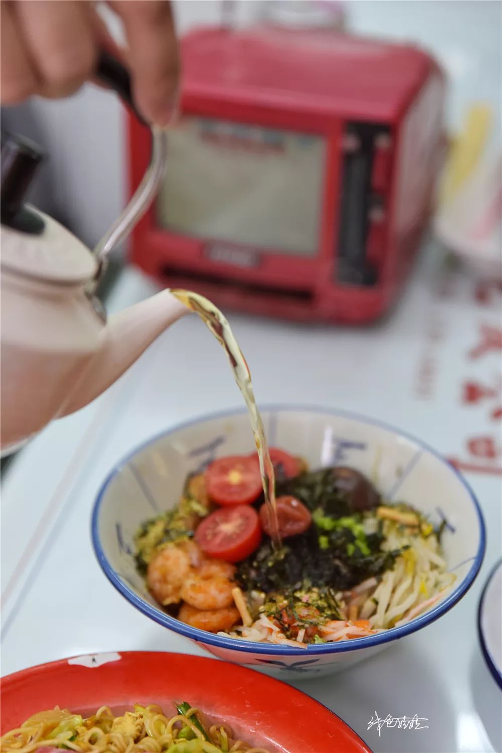 阿嫲做的菜，童年的漫画，儿时的玩具，这家公司专业带你怀旧