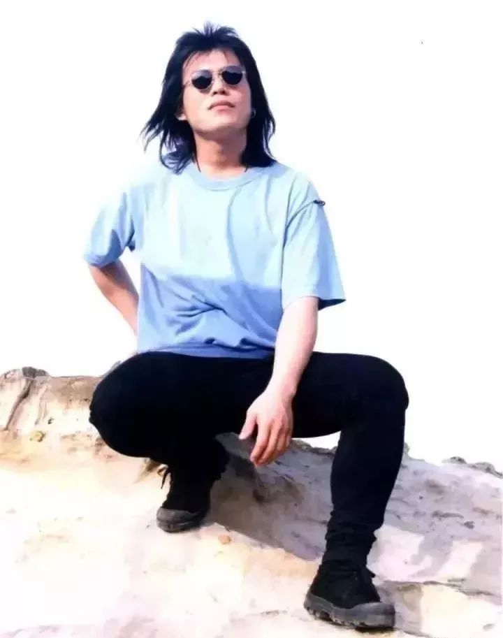 伍佰8090年代演唱会,伍佰演唱会80年后的青春回忆