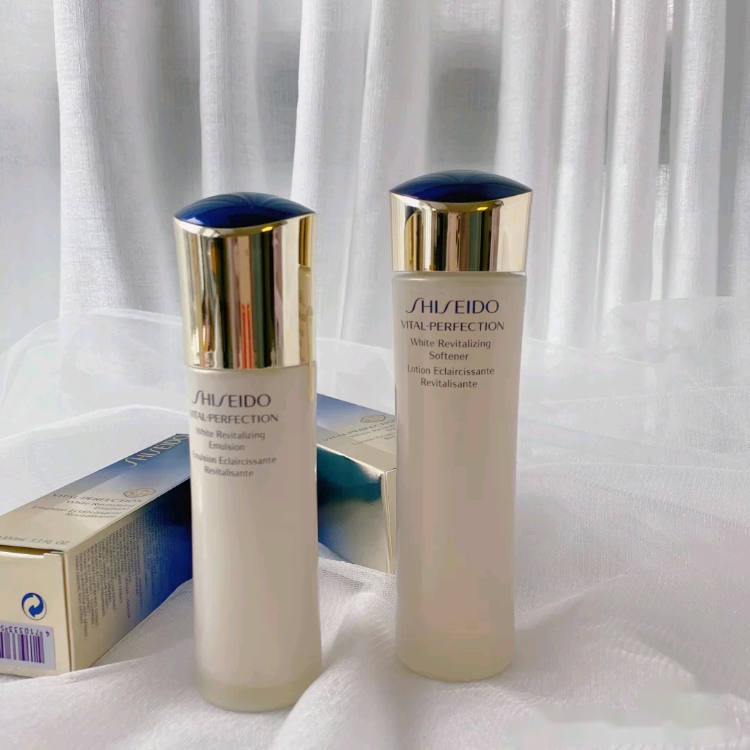 日系水乳推荐芙丽芳丝,日系水乳怡丽丝尔