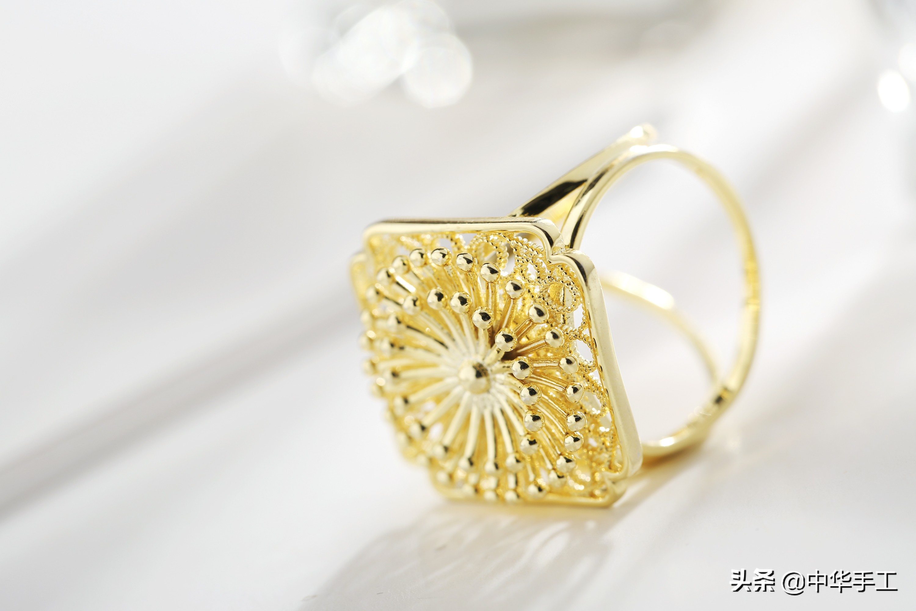 花丝品牌80后创始人:我希望把它打造成中国的“梅森瓷”