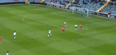 花样百出，势不可挡，卡斯蒂亚少年们是怎样踢球的？