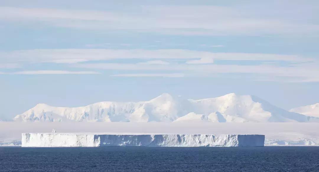 皮艇上漂流,皮筏艇海上