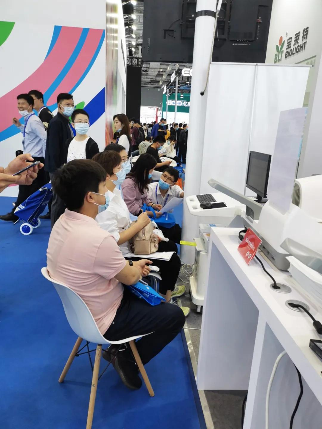 东华原医疗CMEF回顾：三十年峥嵘岁月，拥未来奋勇前行