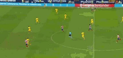 2019年梅西金球奖图片,梅西获得同一个奖项但是截然不同