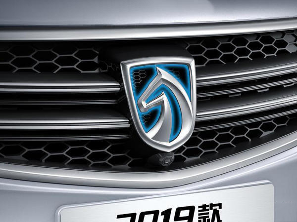 宝骏7302019款原车大屏咋操作,宝骏730对比宝骏730混动