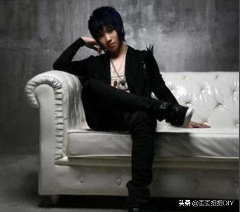 曾让我感动过的歌词（4）爱上你是我的错可是离开又舍不得