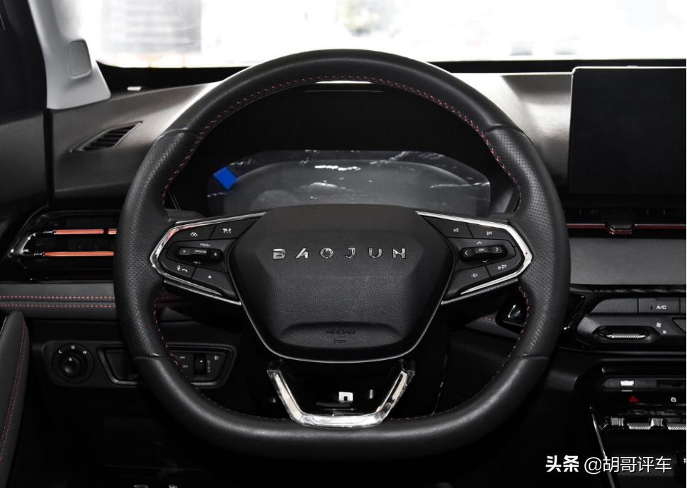 新宝骏rs-3和宝骏510哪个好,宝骏rs-3手动挡中配落地多少钱