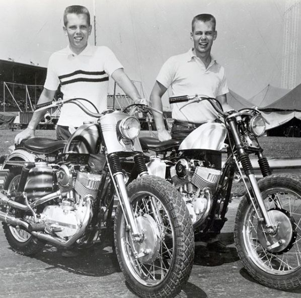 哈雷现代潮流复古摩托车,最近很火的哈雷摩托车视频