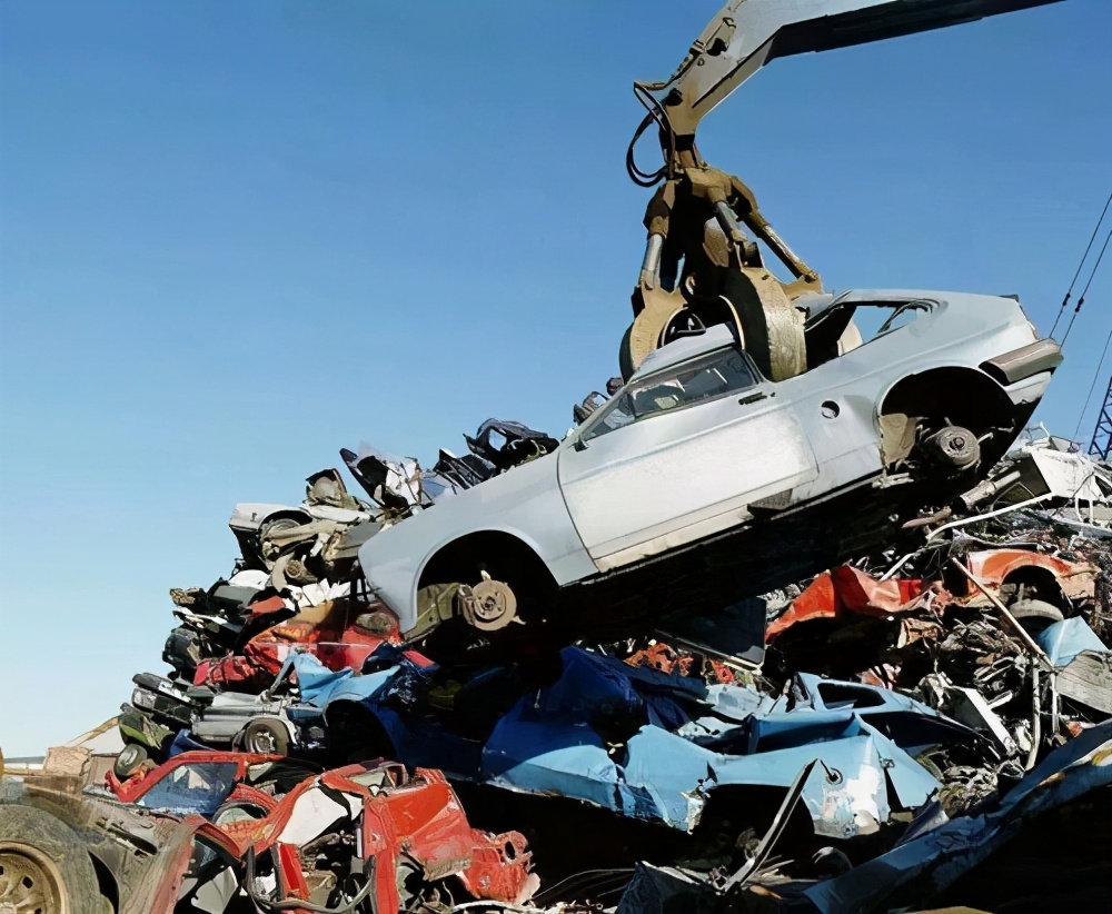 车一年两审怎么报废,汽车一年两审会怎么样