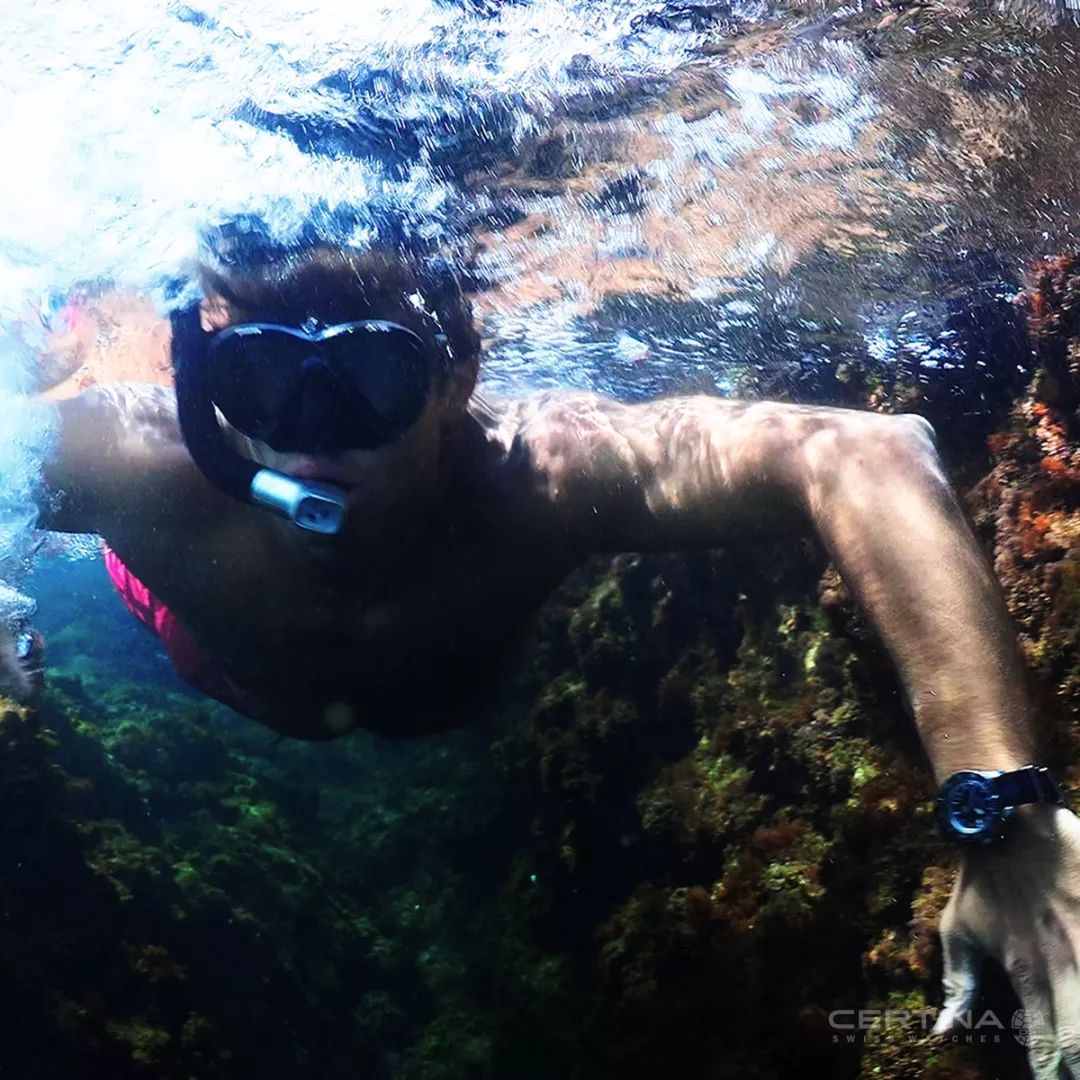 1.76版复古传奇不充钱版本,不花钱复古传奇