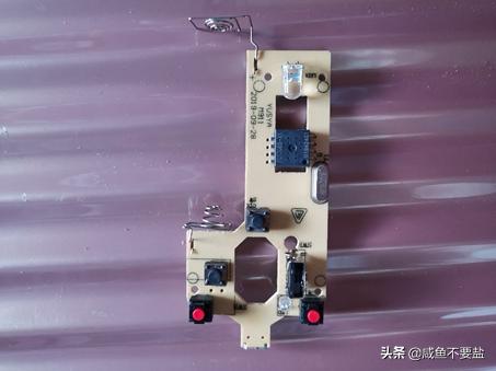 狼途无线鼠标怎么拆开,a豆无线鼠标怎么拆开装电池