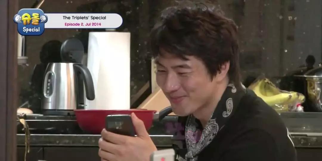 小时候的表情包长大后是什么样子,表情包小时候可爱长大后帅的一批