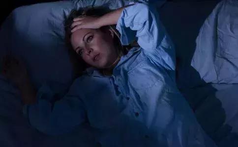 失眠恐惧难入睡,焦虑和抑郁引起的失眠能治好吗