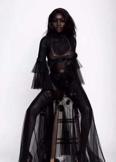 最黑名模黑珍珠,最黑的维密模特