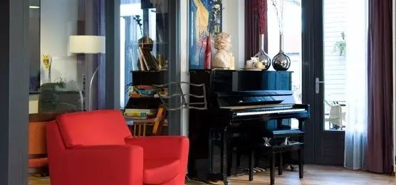 全球首家失忆小镇，所有居民都忘了自己是谁、来自哪里….